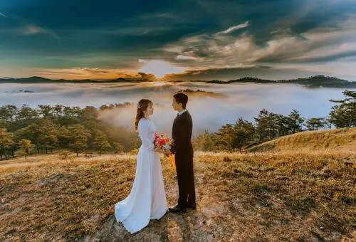 Married couple on mountain